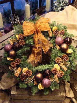 DOOR WREATHS